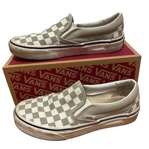 Vans checkerboard slip-on trainers white/sage green well worn skater offthewall